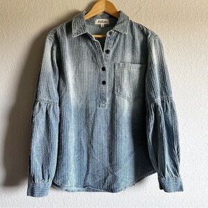 Listicle Textured Denim Blue Pullover Top. Size L.